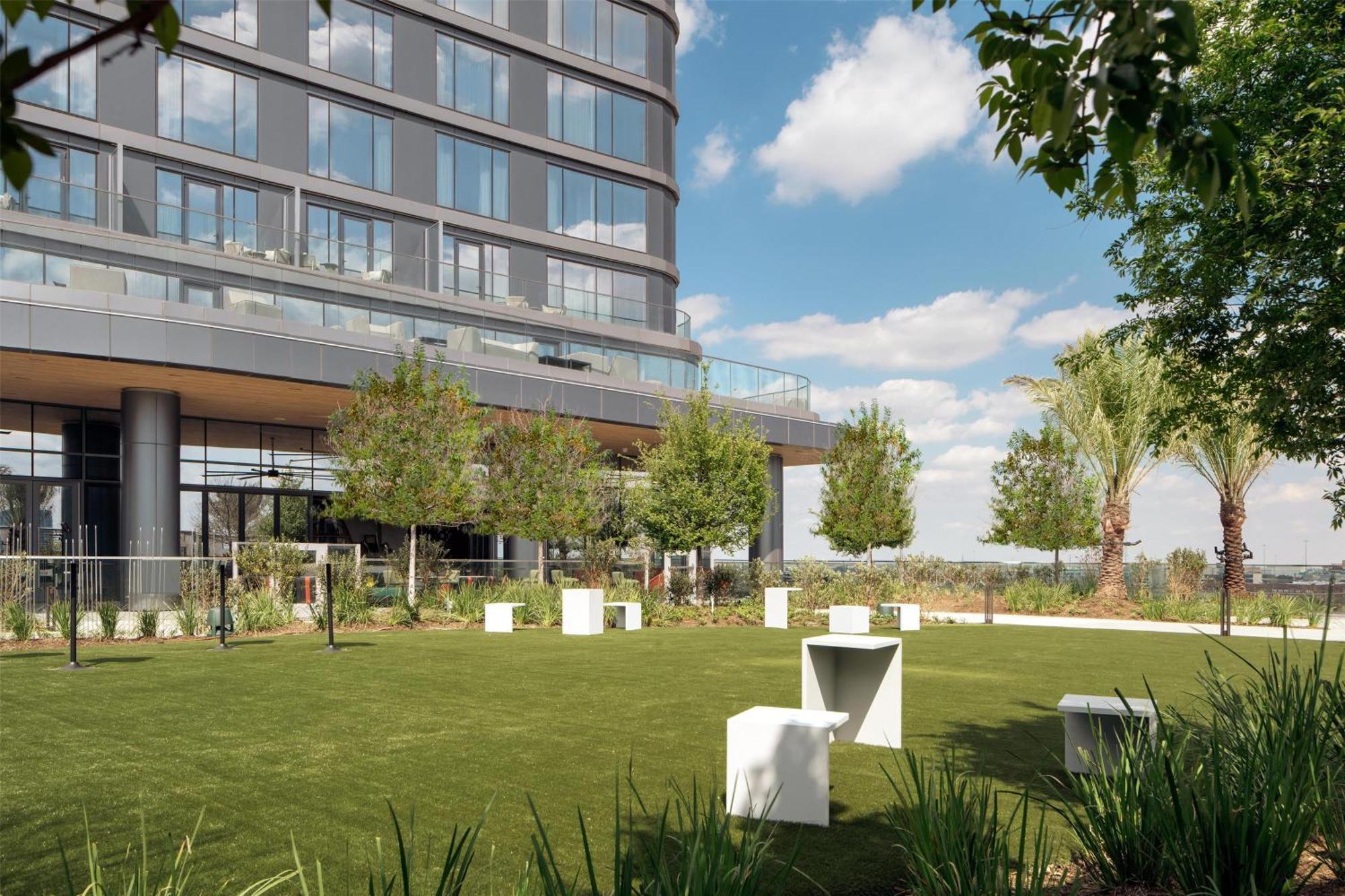 Thompson Houston, By Hyatt Hotel Ngoại thất bức ảnh